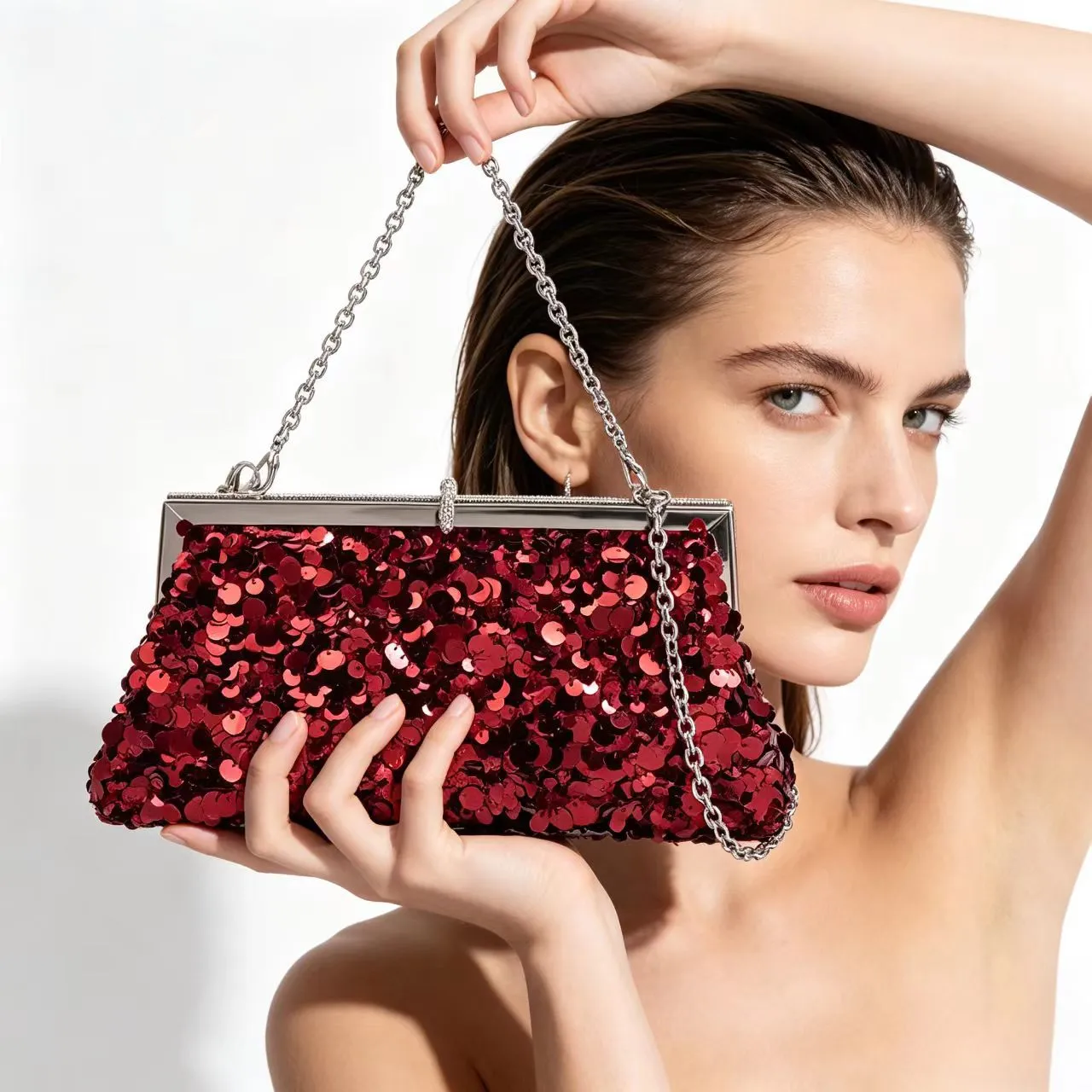 Women Luxury Sequin Evening Bag Elegant Party Prom Handbag Designer Metallic Chain Shoulder Crossbody Bag Wedding Clutch