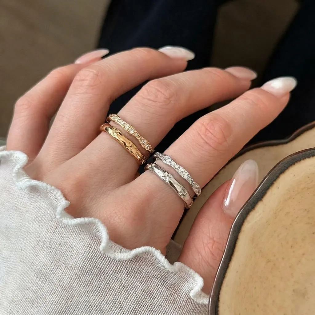 Bague Ouverte à Double Couche de Strass Style Coréen Minimaliste Femme Élégante Bague en Cuivre Réglable Bijoux Cadeau