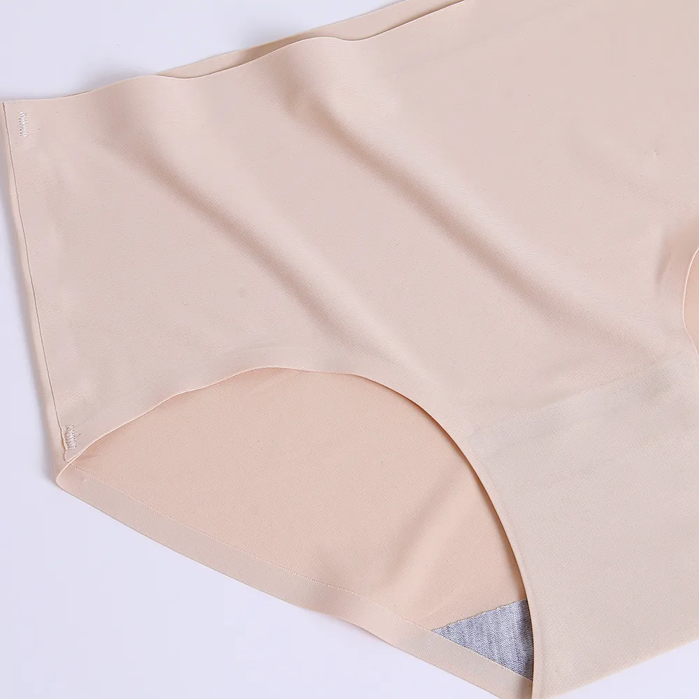 Women's Seamless Ice Silk Briefs Mid Waist Solid Color Breathable Comfortable Panties Plus Size Seamless Underwear For Women