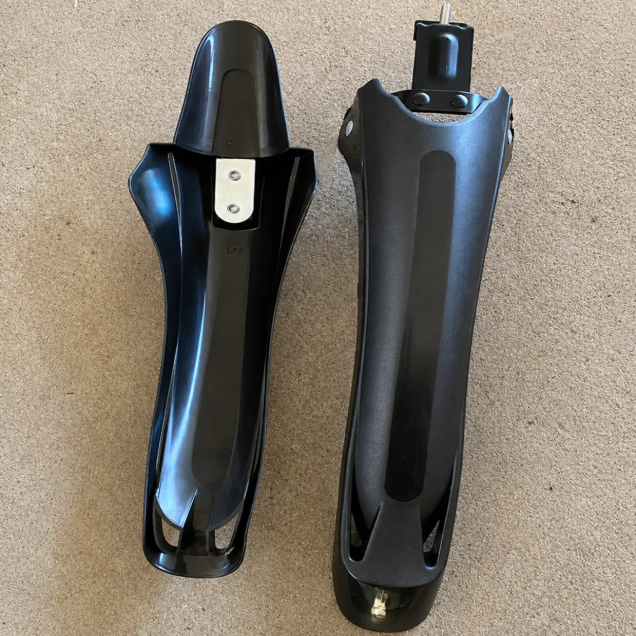 Ensemble de Garde-Boue de Vélo de Montagne en Plastique Épaissi Élargi Accessoires de Cyclisme Avant et Arrière