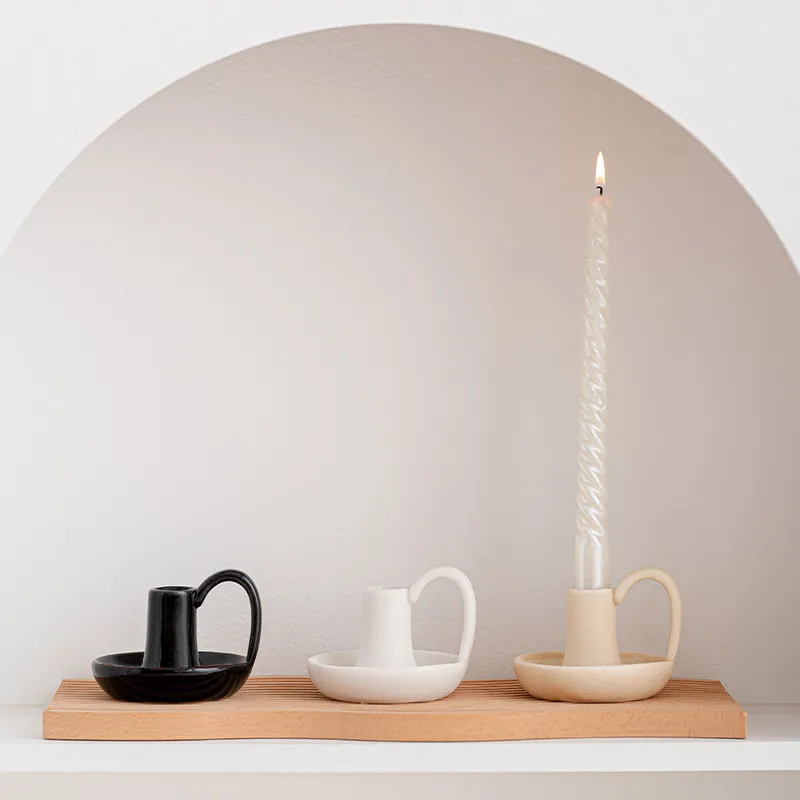 Bougeoir en Céramique Nordique Minimaliste Avec Poignée Support de Bougie Décoratif Moderne pour Décoration de Table à Manger