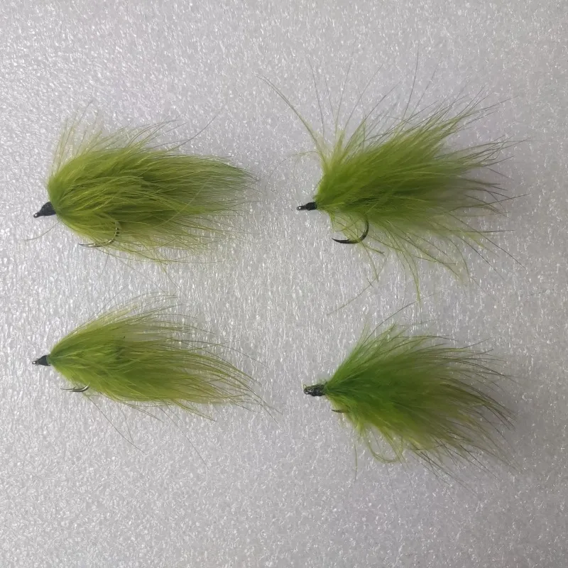 Señuelo de Pesca Simulación Anzuelo Hierba Cebo Pesca con Mosca Biónico Pluma Ganchos Metálicos Para Carpa Herbívora Aparejos
