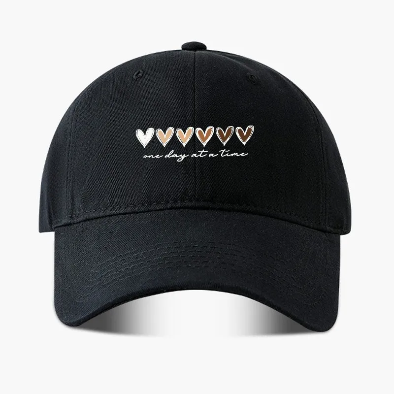 Unisex Herz Druck Baseballkappe Baumwolle Verstellbar Sonnenschutz Hut One Day At A Time Buchstaben Druck Outdoor Sport Kappe