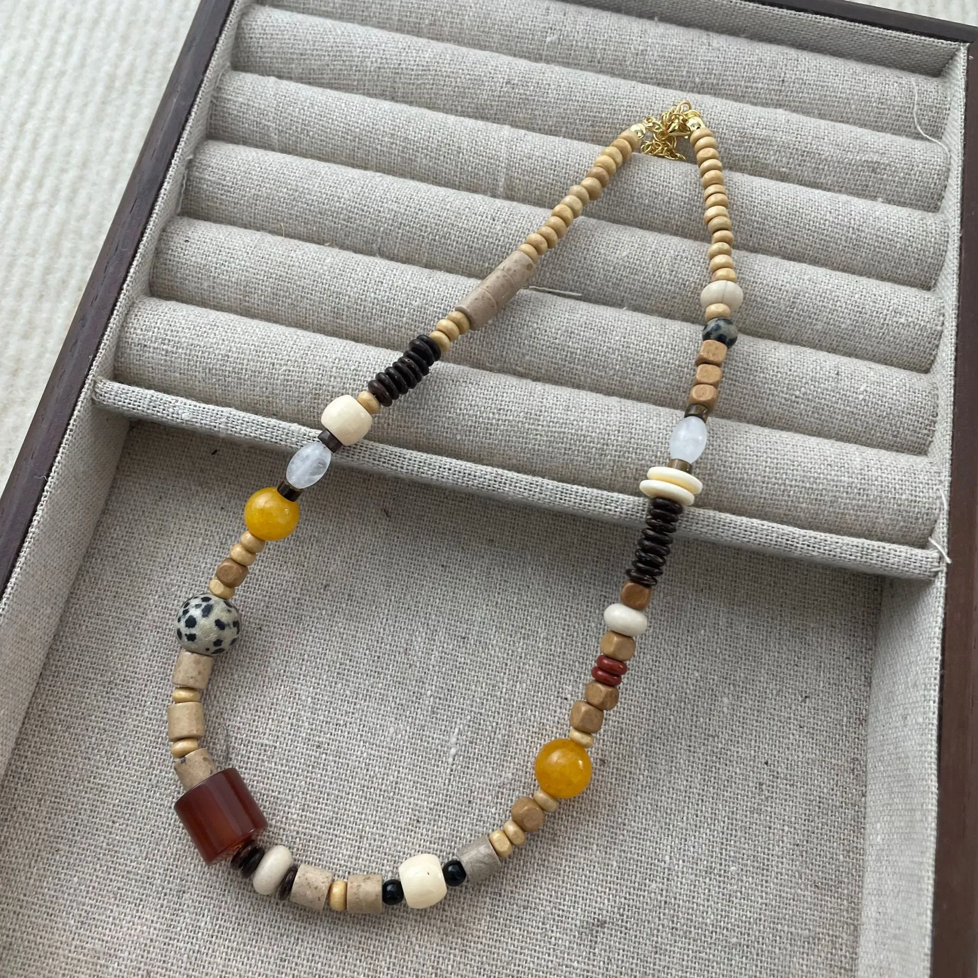 Designer Asymmetric Natural Jade Wood Bead Necklace Colorful Beaded Stone Necklace Boho Handmade Jewelry For Women