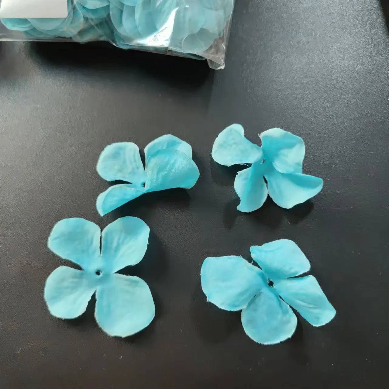 Artificial Hydrangea Flower Petals Fabric DIY Craft Material Wedding Party Home Decor Floral Accessories