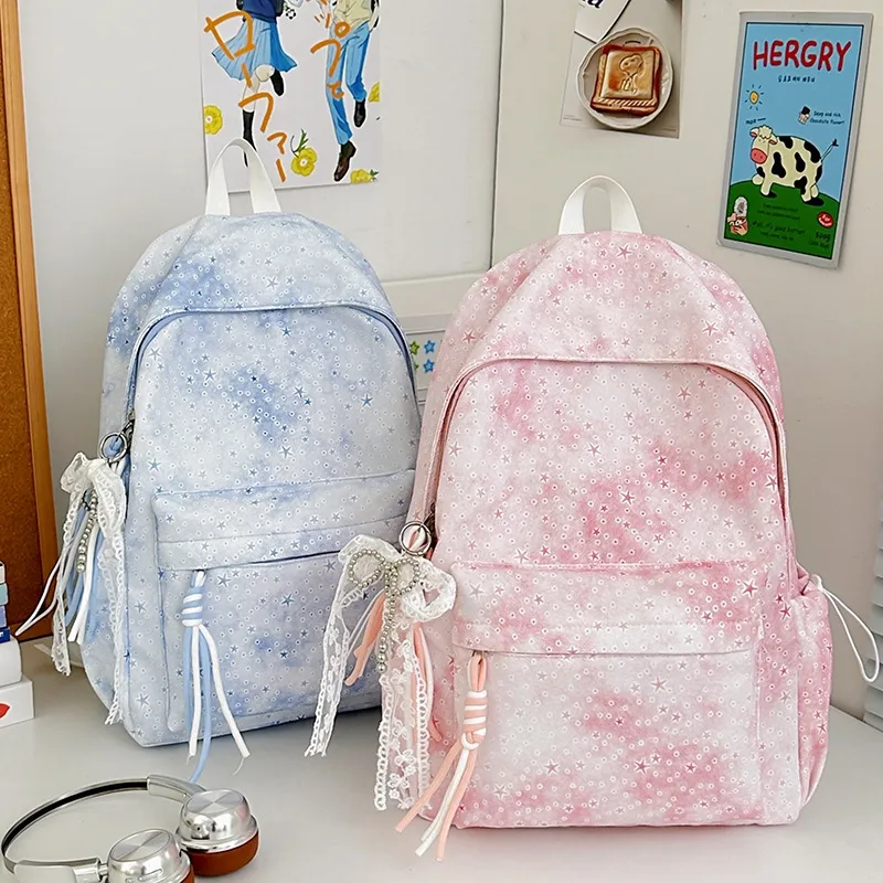 Zaino scolastico casual con stampa di stelle per adolescenti Zaino da viaggio leggero con ciondolo