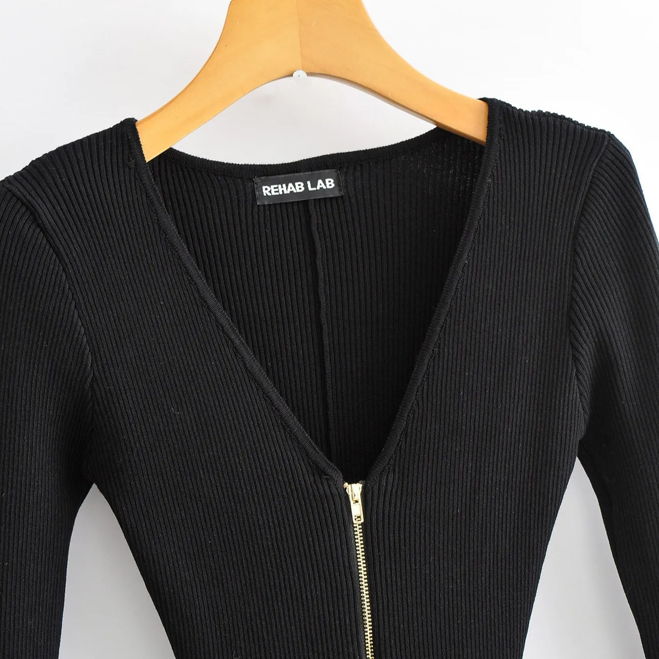 Women's Sexy V-Neck Half Zipper Long Sleeve Ribbed Knit Jumpsuit Slim Fit Casual Solid Color Flared Pants Romper