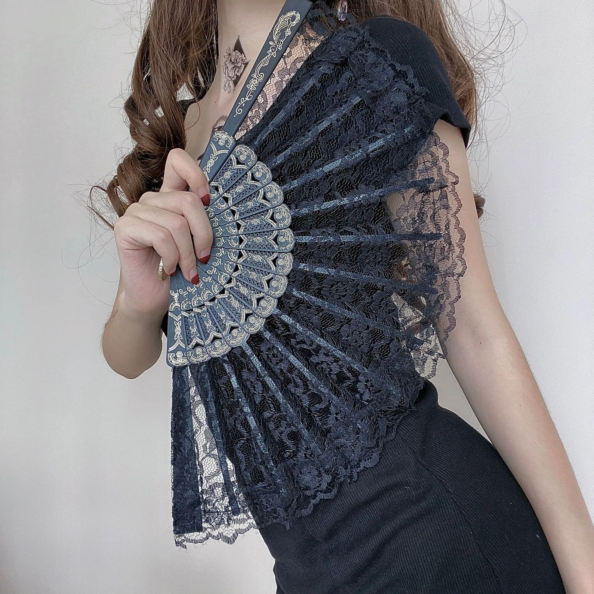 Eventail Pliant en Dentelle de Style Chinois Vintage Évidé Éventail de Danse Qipao Accessoire de Photographie Eventail Main Dentelle Femme Avec Gousse
