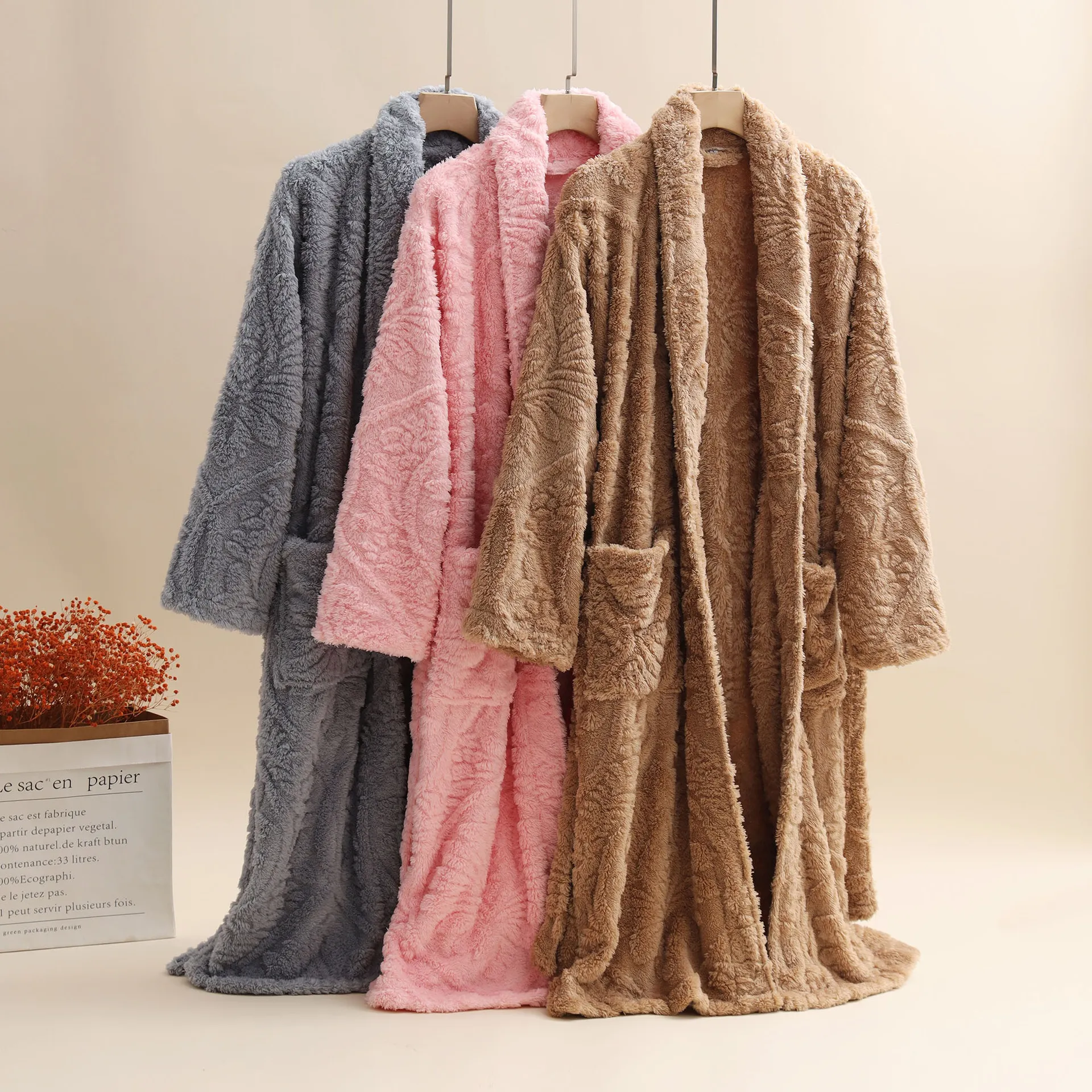 Unisex Winter Thick Flannel Coral Fleece Long Robe Couples Loungewear Warm Bathrobe With Belt And Pockets Sleepwear
