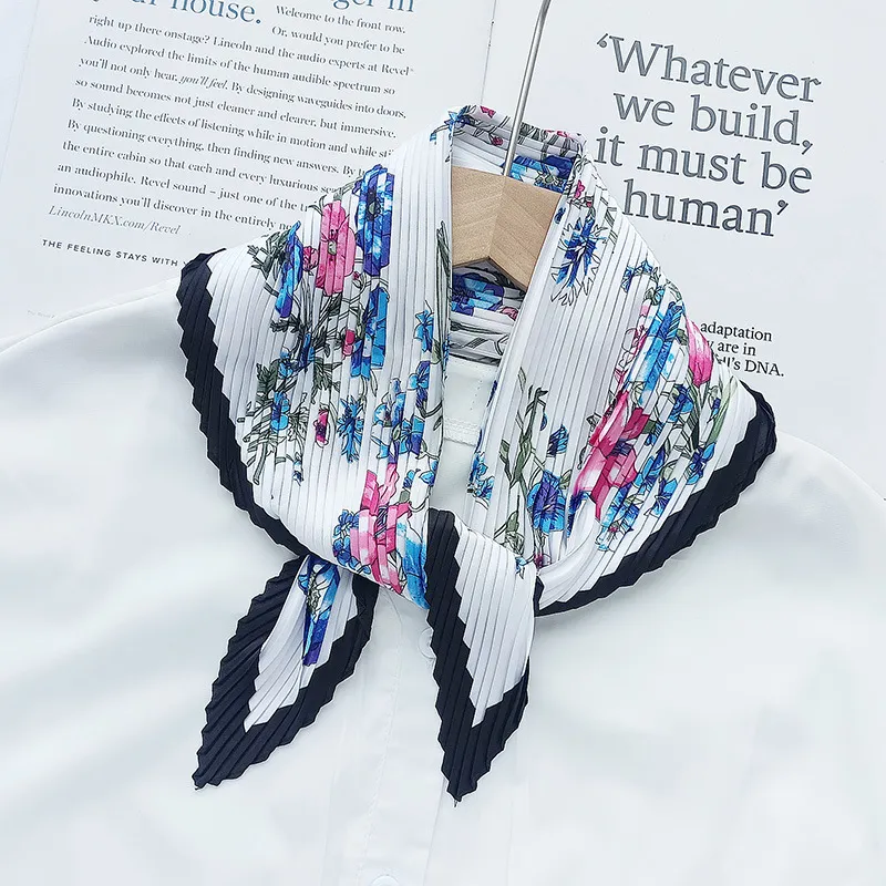 Women's Fashion Pleated Satin Scarf Sweet Floral Print Square Neck Scarf Daily Decorative Headwrap