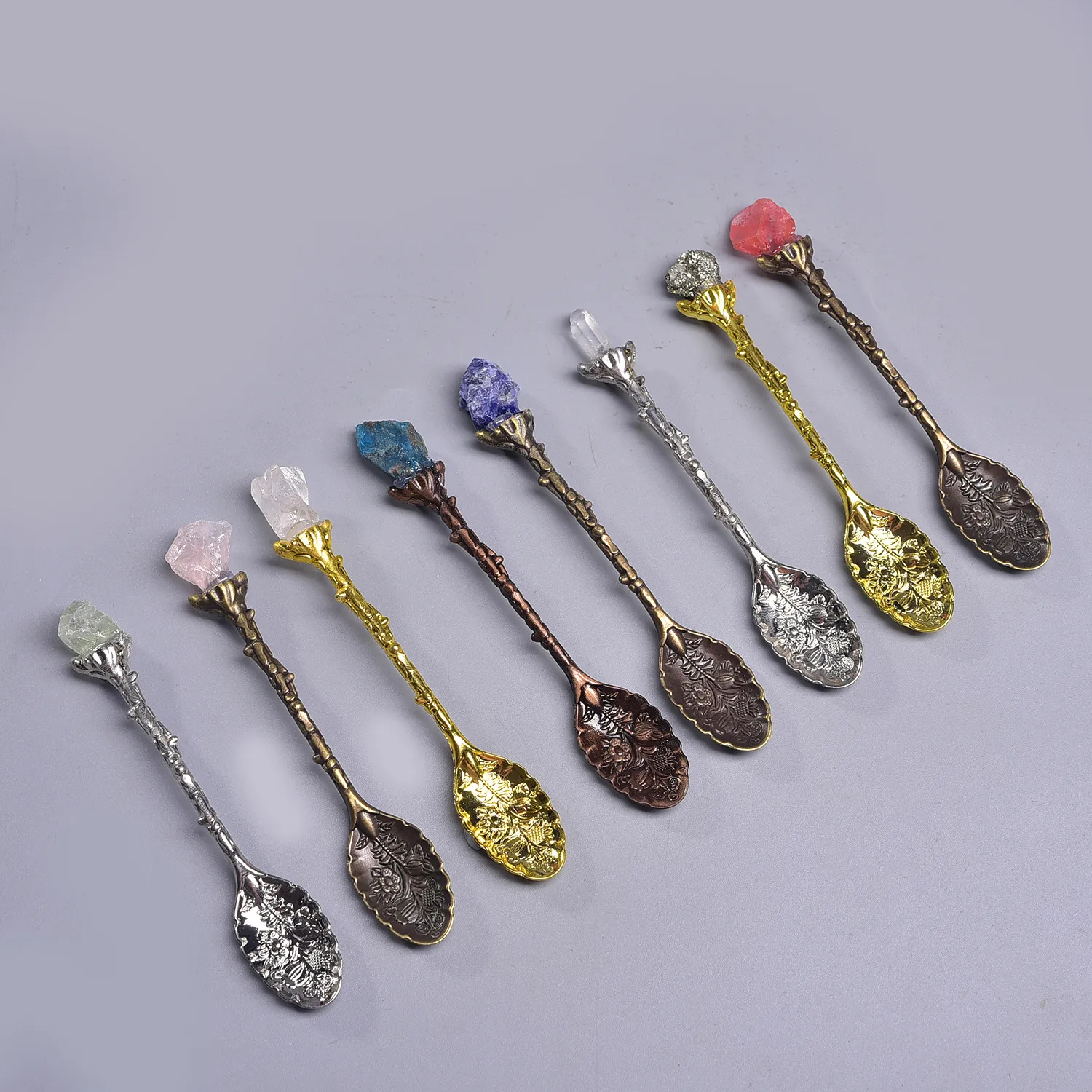 Vintage Geschnitzter Rührlöffel Natürlicher Kristallstein Metallgriff Dessertlöffel Teezubehör Dekorativer Löffel