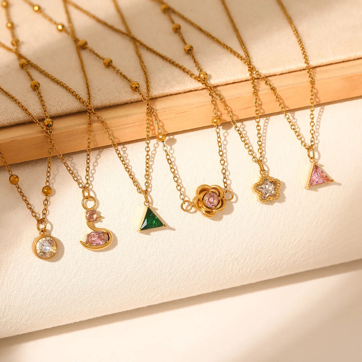 Collana con Pendente Cigno Rosa Stella in Acciaio Inossidabile Minimalista Placcata Oro Argento Strass Gioielli di Moda Per Donne