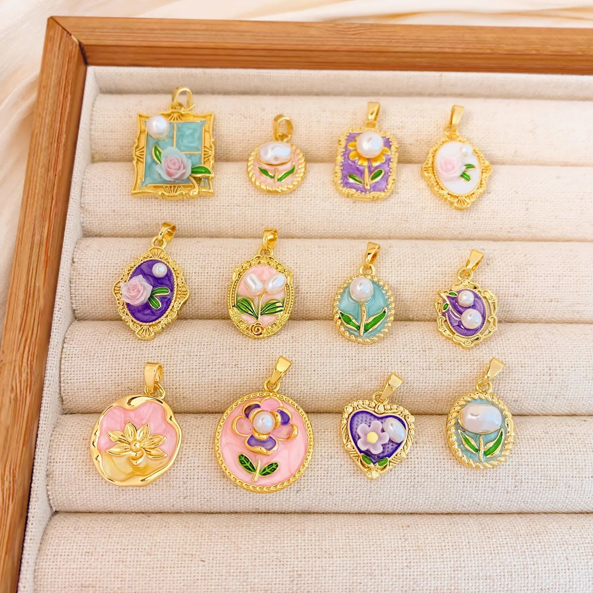 Vintage Oil Painting Floral Pendant Enamel Pearl Alloy Gold Plated Charm For DIY Jewelry Making Necklace Accessories
