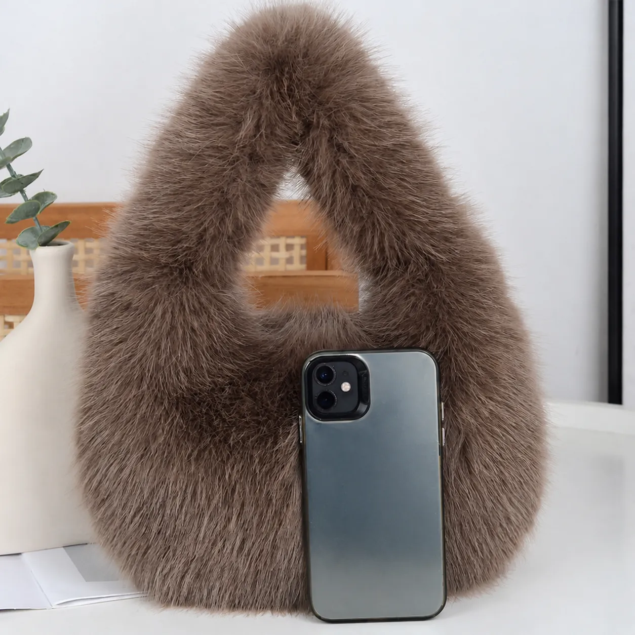 Fashion Autumn Winter Plush Women Underarm Bag Large Capacity Soft Polyester Handbag Casual Solid Color Tote Bag