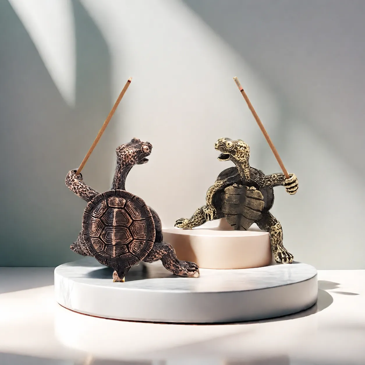 Porte-encens Tortue Kung Fu en Alliage de Zinc Base de Brûleur d'encens Animal Drôle Mini Statue de Tortue Décoration de Bureau