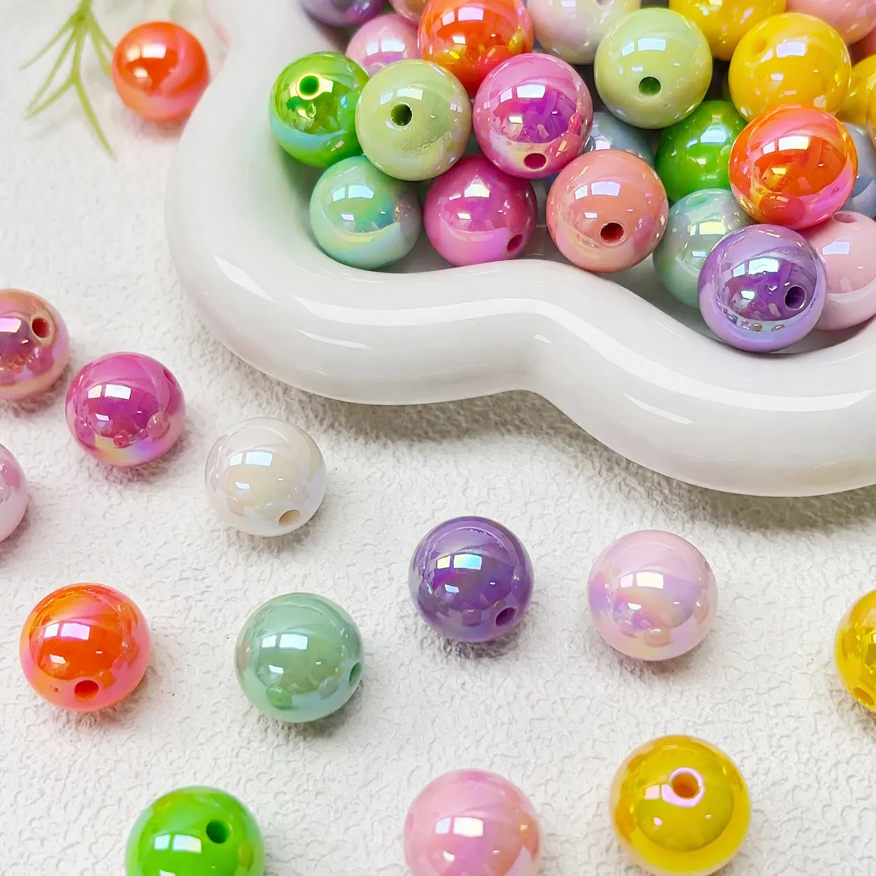 UV Electroplated Acrylic Round Beads Macaron Solid Color Loose Plastic Beads DIY Bracelet Phone Chain Jewelry Making Accessories