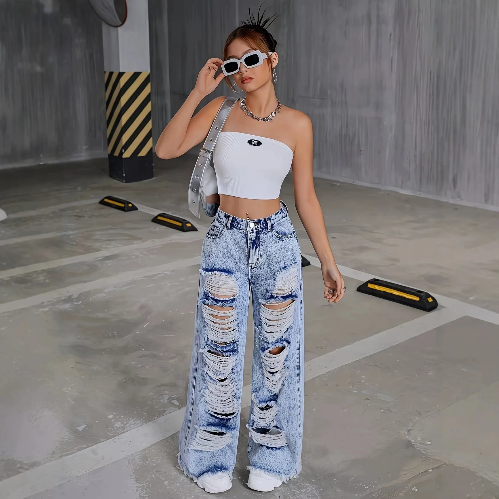 Women High Waist Wide Leg Jeans Distressed Ripped Denim Pants Snow Wash Raw Hem Straight Baggy Trousers Streetwear Casual Bottom
