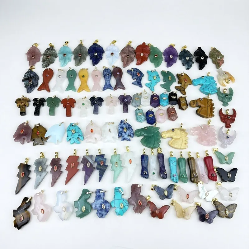 Natural Crystal Semi-precious Stone Alloy Rhinestone Carved Animal Leaf Shape Pendant Fashion Jewelry For Women Gift