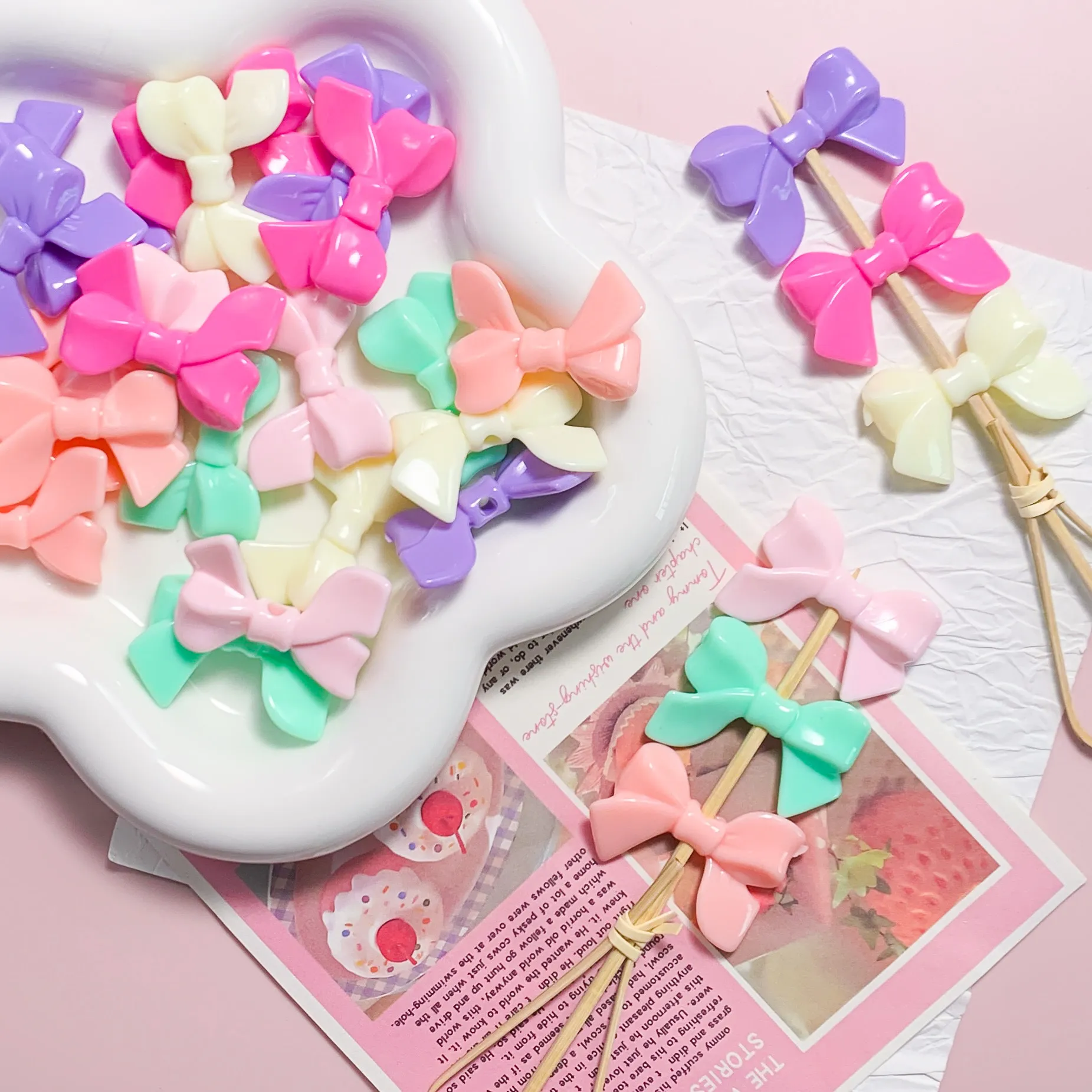 Perline in Acrilico a Fiocco Colore Macaron Materiale per Gioielli Fai da Te per Braccialetti Collane Catene Telefono Bambini