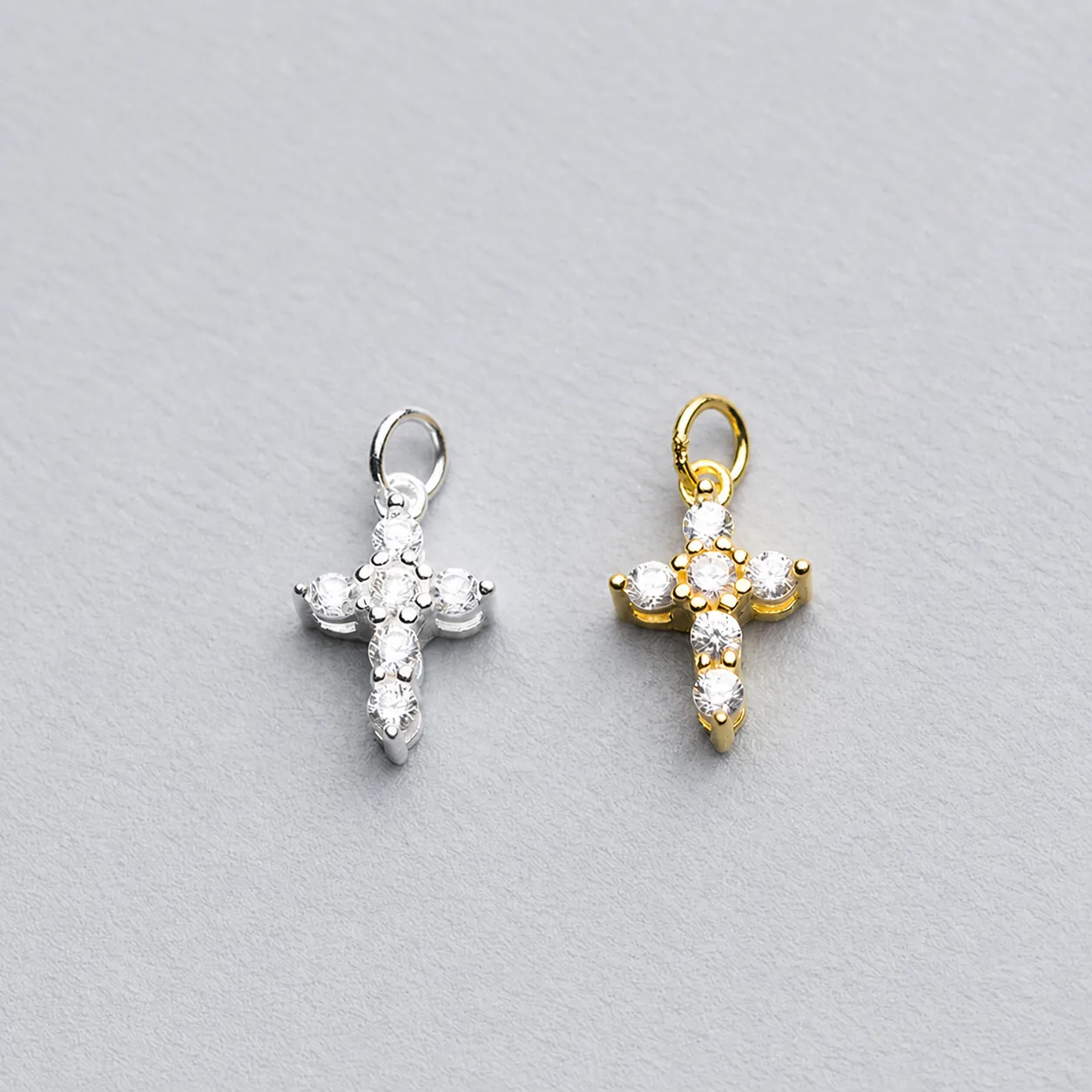 925 Sterling Silver Cross Pendant Gold Plated Inlaid Zirconia Small Fresh DIY Jewelry Accessory Religious Minimalist Pendant