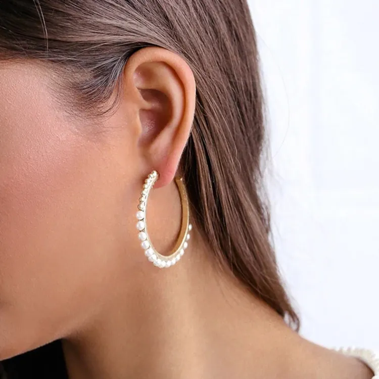 Boucles D'oreilles Créoles En Alliage En Forme De C Avec Künstliche Perles Fantaisie Pour Femmes Bijoux