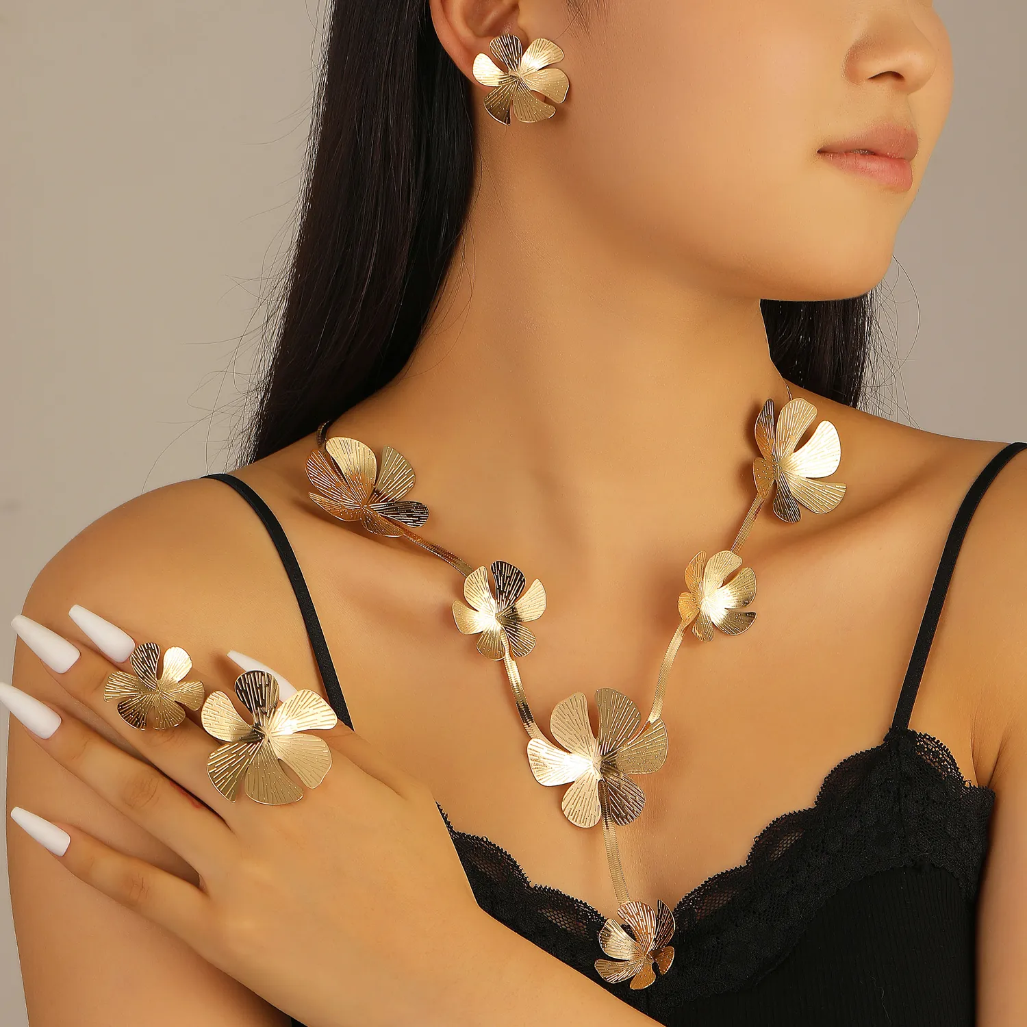 Luxury Gold Plated Alloy Flower Butterfly Jewelry Set For Women Iron Necklace Earrings Ring Zirconia Artificial Pearl Fashion Jewelry