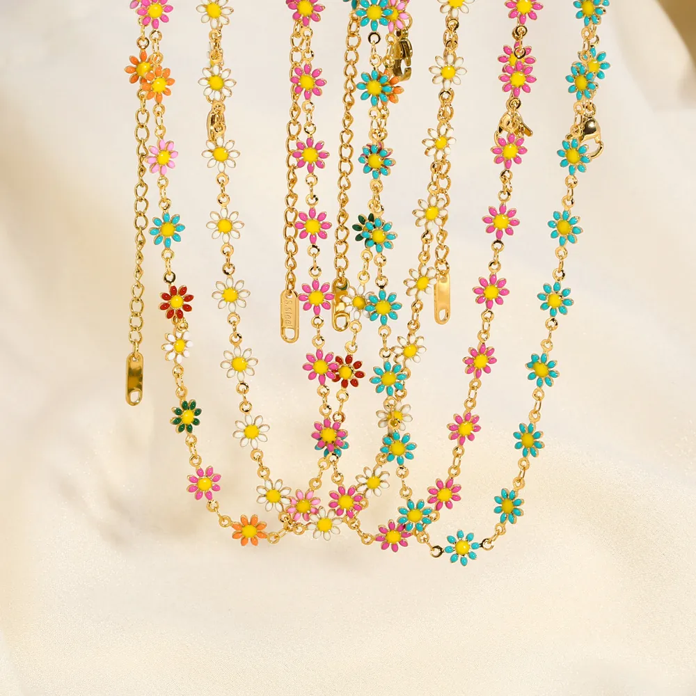 Damen Edelstahl Halskette 18K Vergoldet Bunte Emaille Gänseblümchen Blume Anhänger Süßer Böhmischer Stil Schmuck