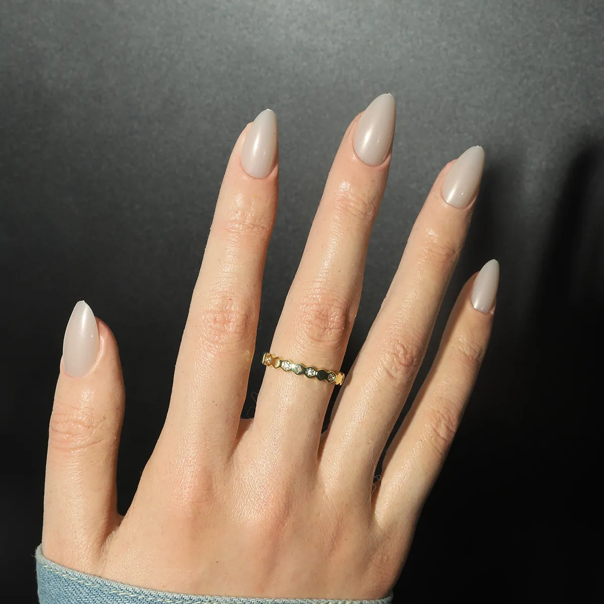 Press On Nails Almond Shape Glossy Solid Color Light Grey Removable Manicure Accessories For Women