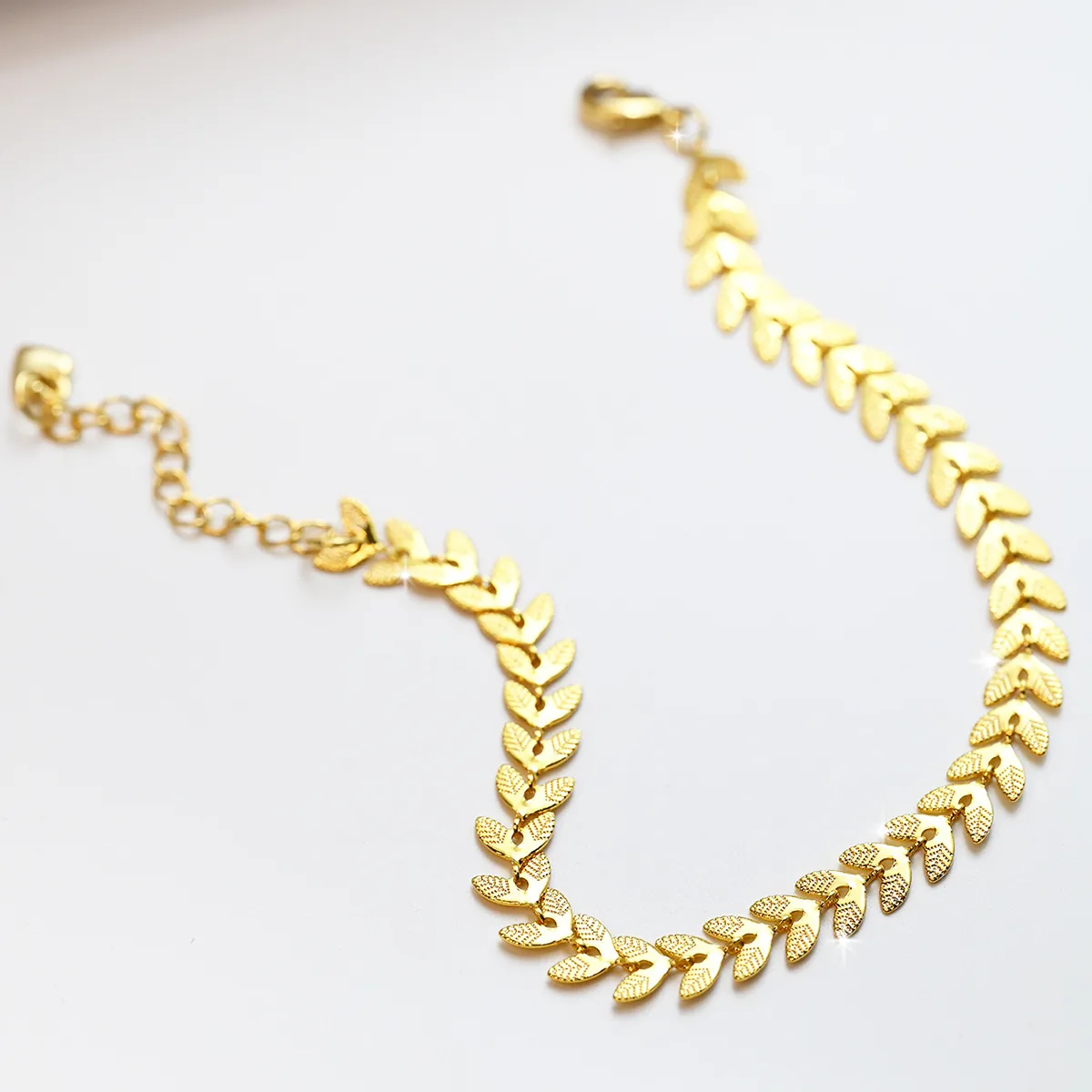 Minimalist 18K Gold Plated Copper Wheat Ear Chain Bracelet For Women Elegant Leaf Design Adjustable Fashion Jewelry Daily Hand Decor