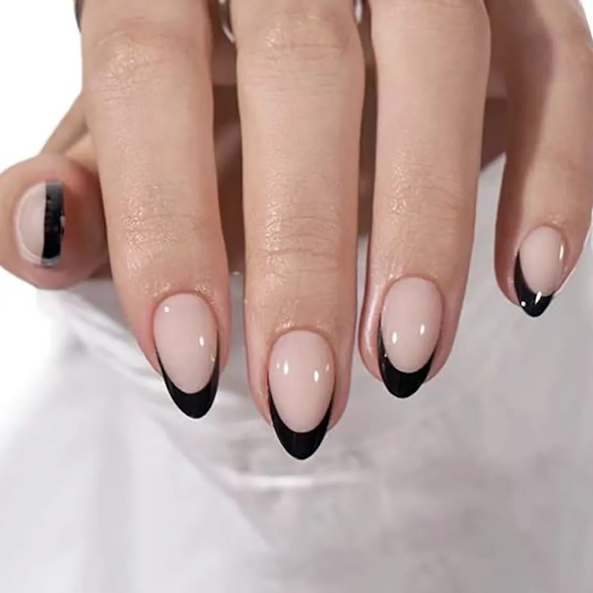 French Tip Press On Nails Black Nude Almond Shape Glossy Removable Simple Style Elegant Manicure For Women