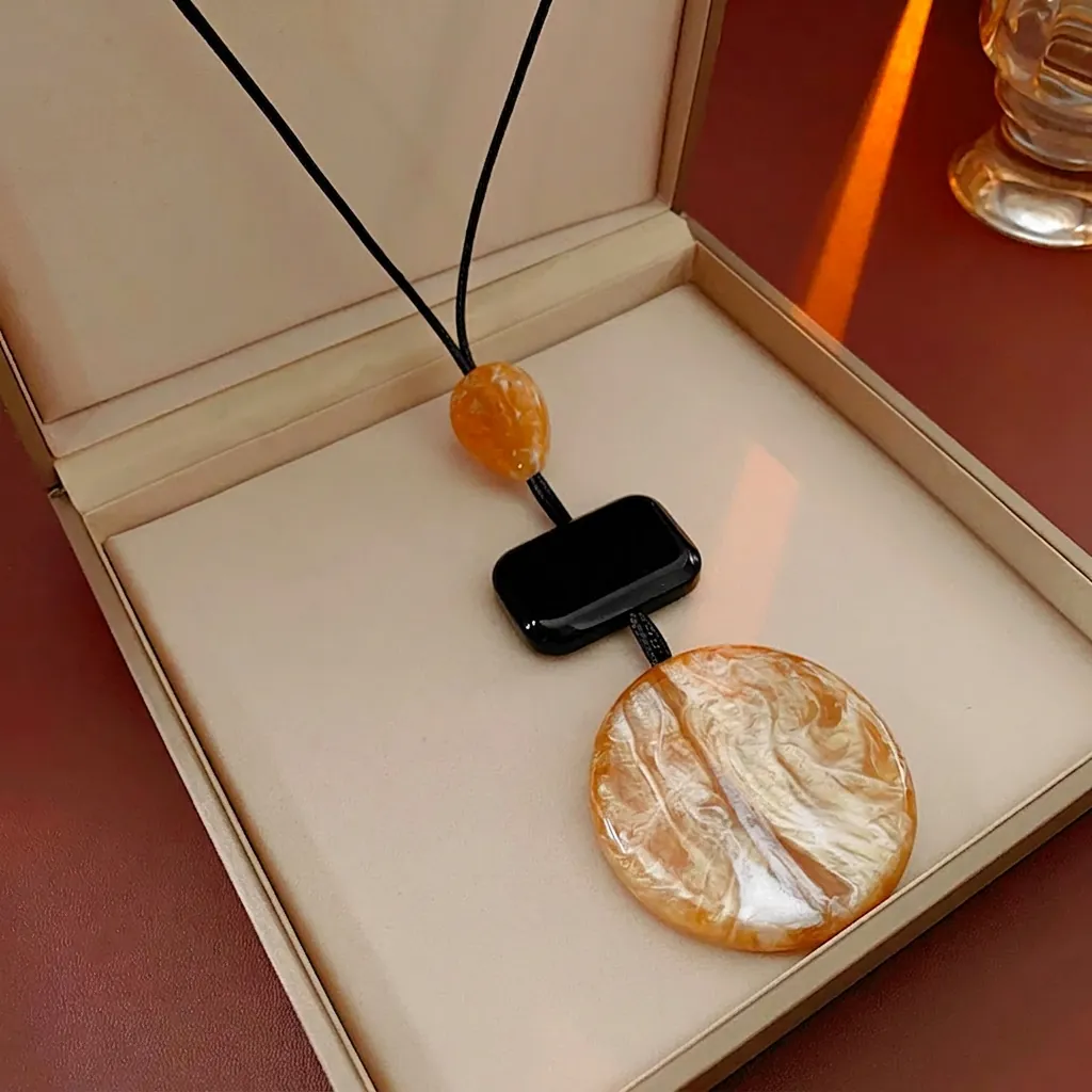 Long Pendant Necklace Vintage Resin Amber Marble Geometric Round Square Mixed Material Leather Rope Sweater Chain For Women