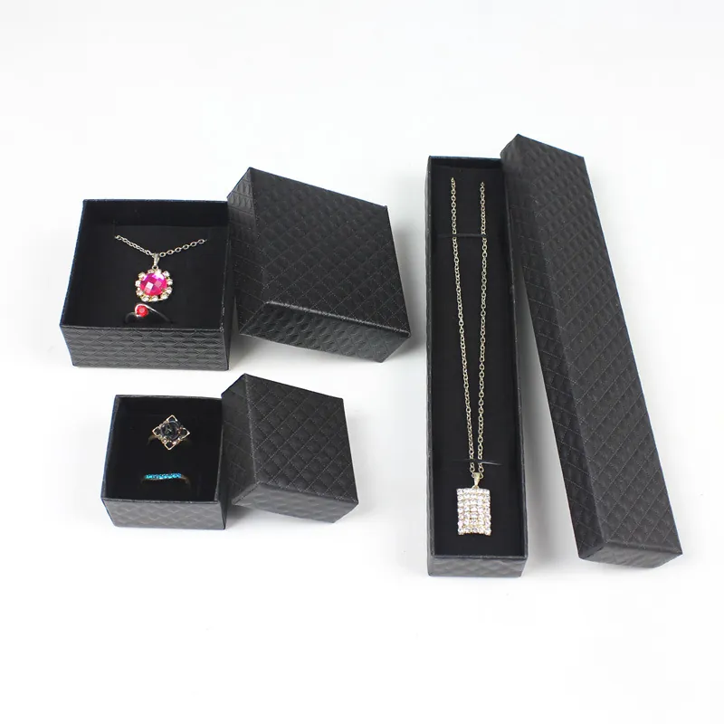 Jewelry Packaging Gift Box With Diamond Texture Ribbon Embossed Cardboard Box For Necklace Ring Earring Bracelet Watch Organizer