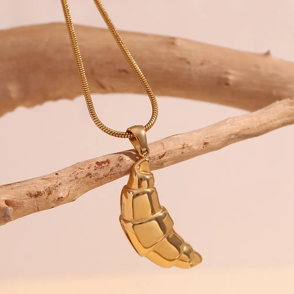 Croissant Pendant Necklace 18K Gold Plated Stainless Steel Vintage Minimalist Fine Snake Chain For Women