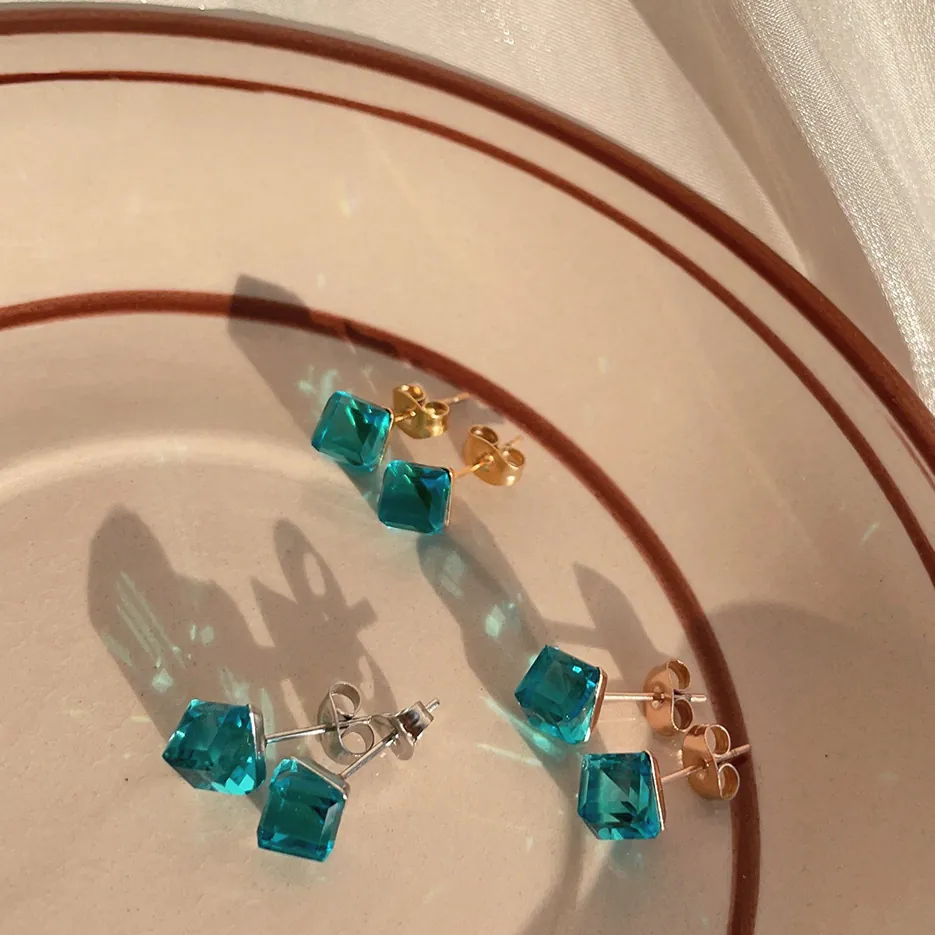 Shiny Crystal Cube Stud Earrings Titanium Steel Square Faceted Geometric Jewelry Elegant Minimalist For Women