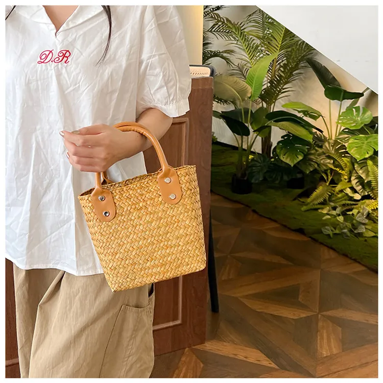 Straw Woven Handbag With PU Leather Handle Rivet Decor Simple Vacation Style For Women