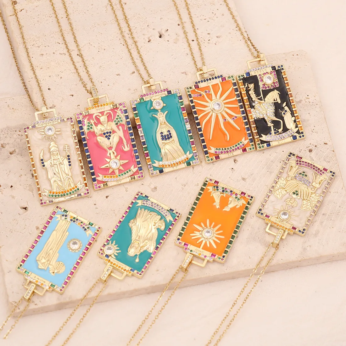 Collier Pendentif Carte De Tarot Vintage Cuivre Émail Coloré Zircone Cubique Arcana Majeur Bijoux D'Astrologie Pour Femmes
