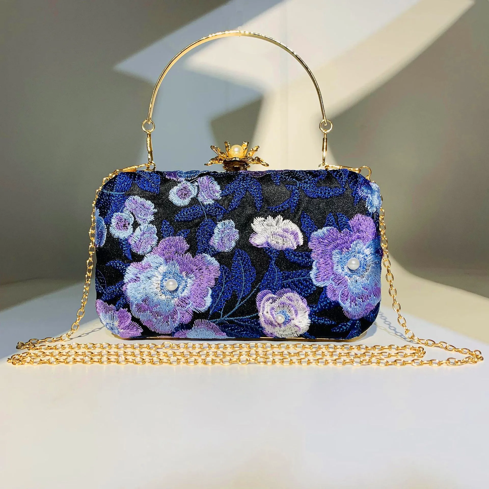 Floral Embroidery Evening Bag Artificial Pearl Beaded Clutch Bag Faux Satin Gold Metal Ring Handle Chain Strap Vintage Wedding Party