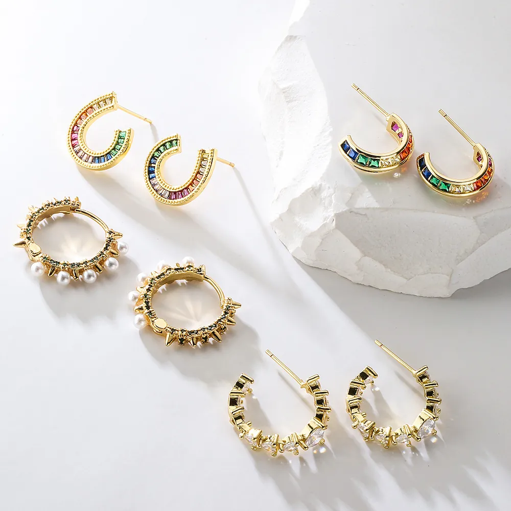 C-Form Creolen 18K Vergoldetes Kupfer Bunte Regenbogen Zirkonia Herz Trendy INS Stil Schmuck Für Frauen