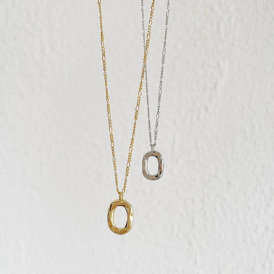 925 Sterling Silver Necklace With Irregular Oval Doughnut Pendant Hammered Texture Minimalist Chic Jewelry For Women