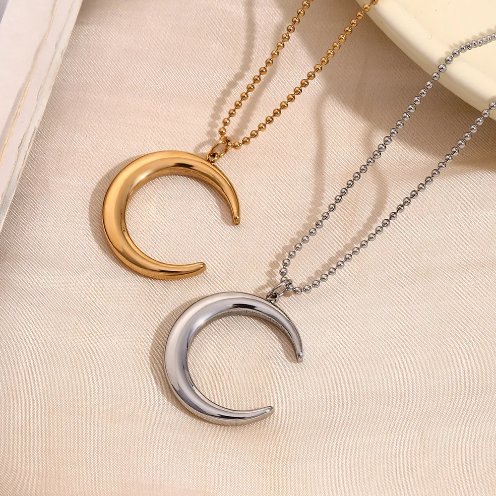 Crescent Moon Pendant Necklace Stainless Steel 18K Gold Plated Bead Chain French Style Elegant For Women