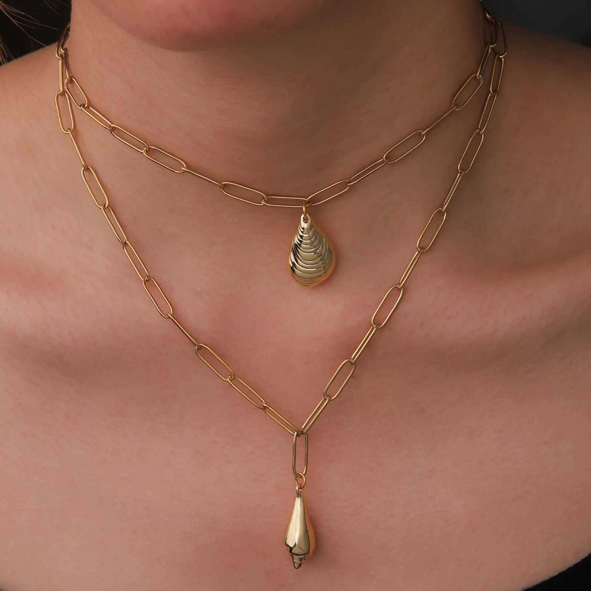Western Fashion Copper Zirconia Layered Necklace For Women Gold Paperclip Chain Shell Conch Pendant Necklace Ocean Style Jewelry
