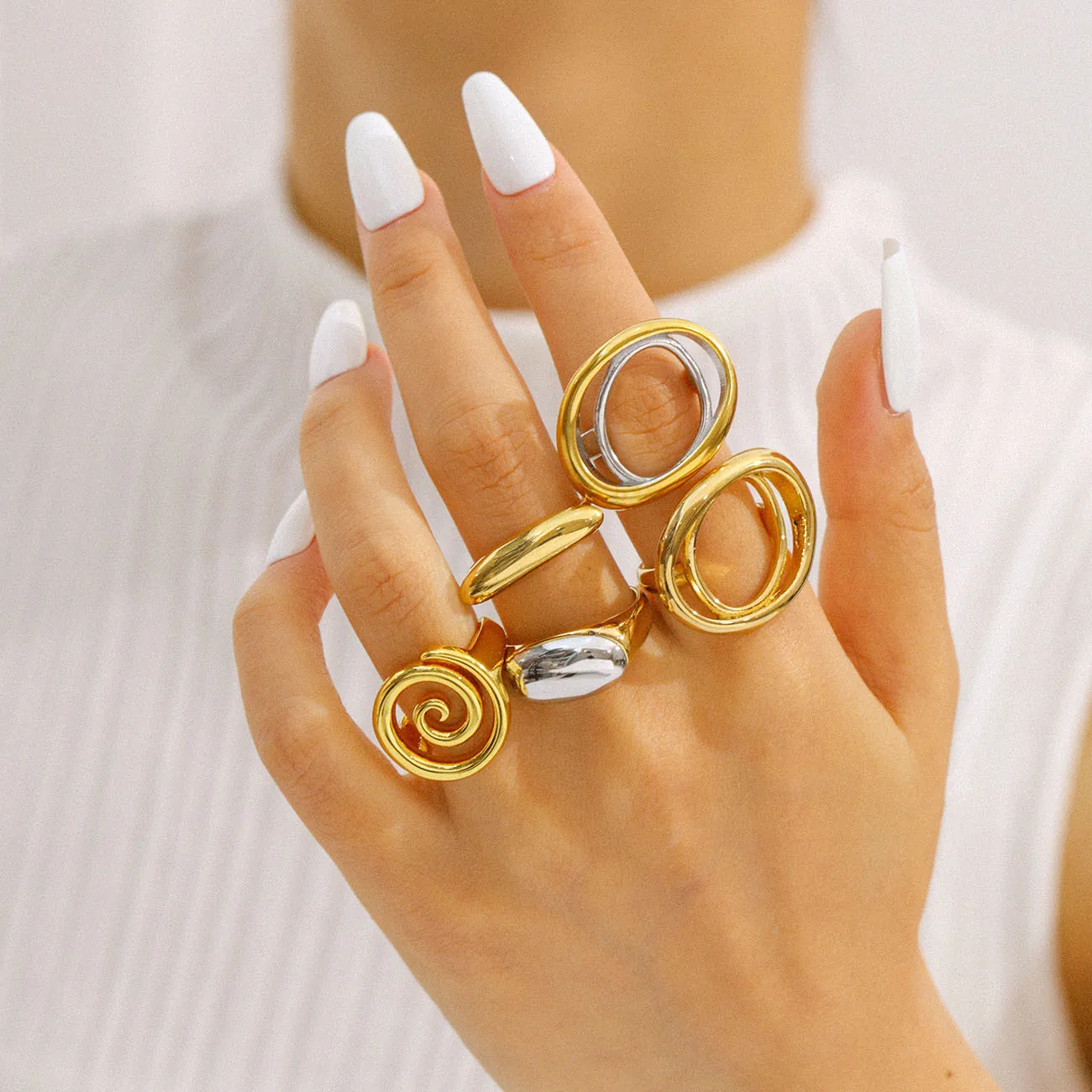 Stainless Steel Geometric Rings For Women 18K Gold Plated Minimalist Spiral Hollow Finger Ring Waterproof Jewelry