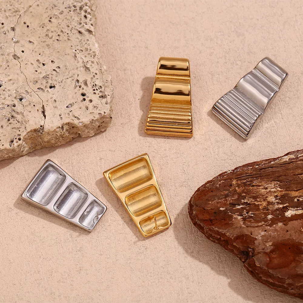 Vintage 18K Gold Plated Stainless Steel Trapezoid Wave Geometric Stud Earrings For Women Niche Style Fashion Jewelry