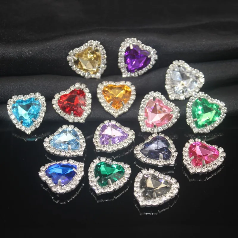 Heart Shaped Crystal Rhinestones With Alloy Claw Base Hand Sewn DIY Accessories For Clothing Shoes Bags Vintage Style