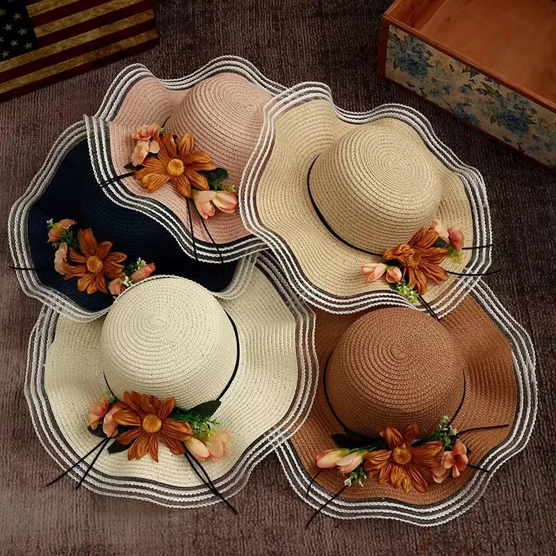 Women Wide Brim Straw Sun Hat With Sunflower Floral Decoration Lace Edge Wavy Summer Beach Travel Fashion Accessory