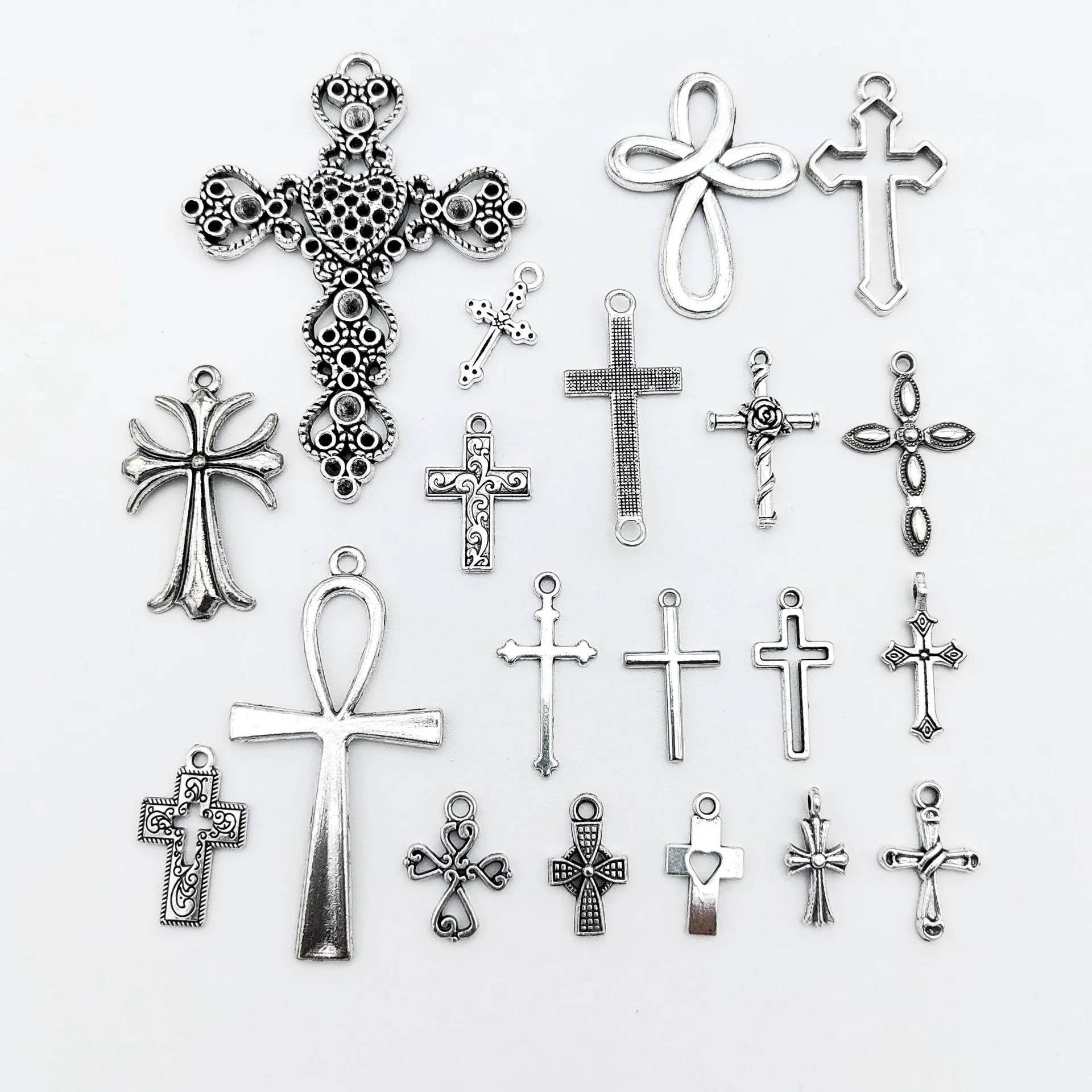 Kruis Bedels Hangers Zinklegering Retro Patroon Voor DIY Sieraden Maken Ketting Armband Sleutelhanger Accessoire Antiek Zilver