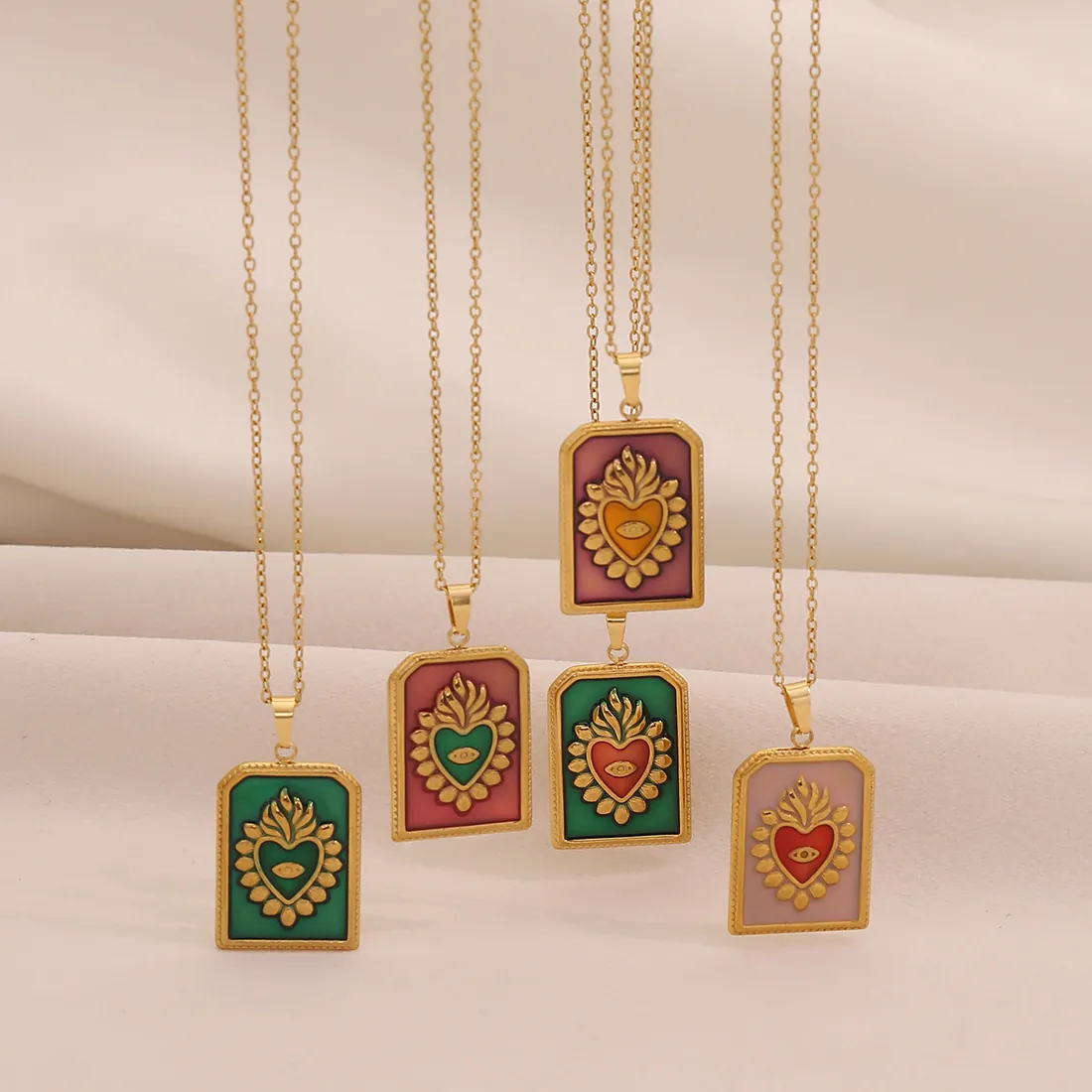 Collier Pendentif Carte De Tarot Sacré Coeur Mauvais Oeil Acier Inoxydable Émail Coloré Rectangulaire Bijoux Tendance