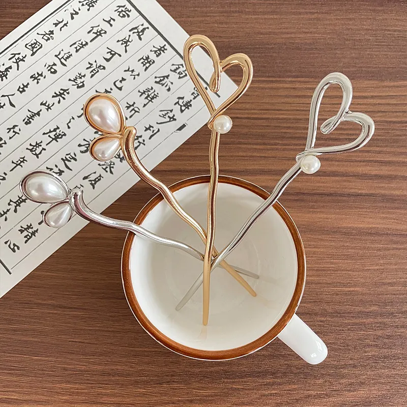 Chinese Style Hair Stick Elegant Metal Alloy Faux Artificial Pearl Heart Shape Vintage Hairpin Accessories For Women Girls