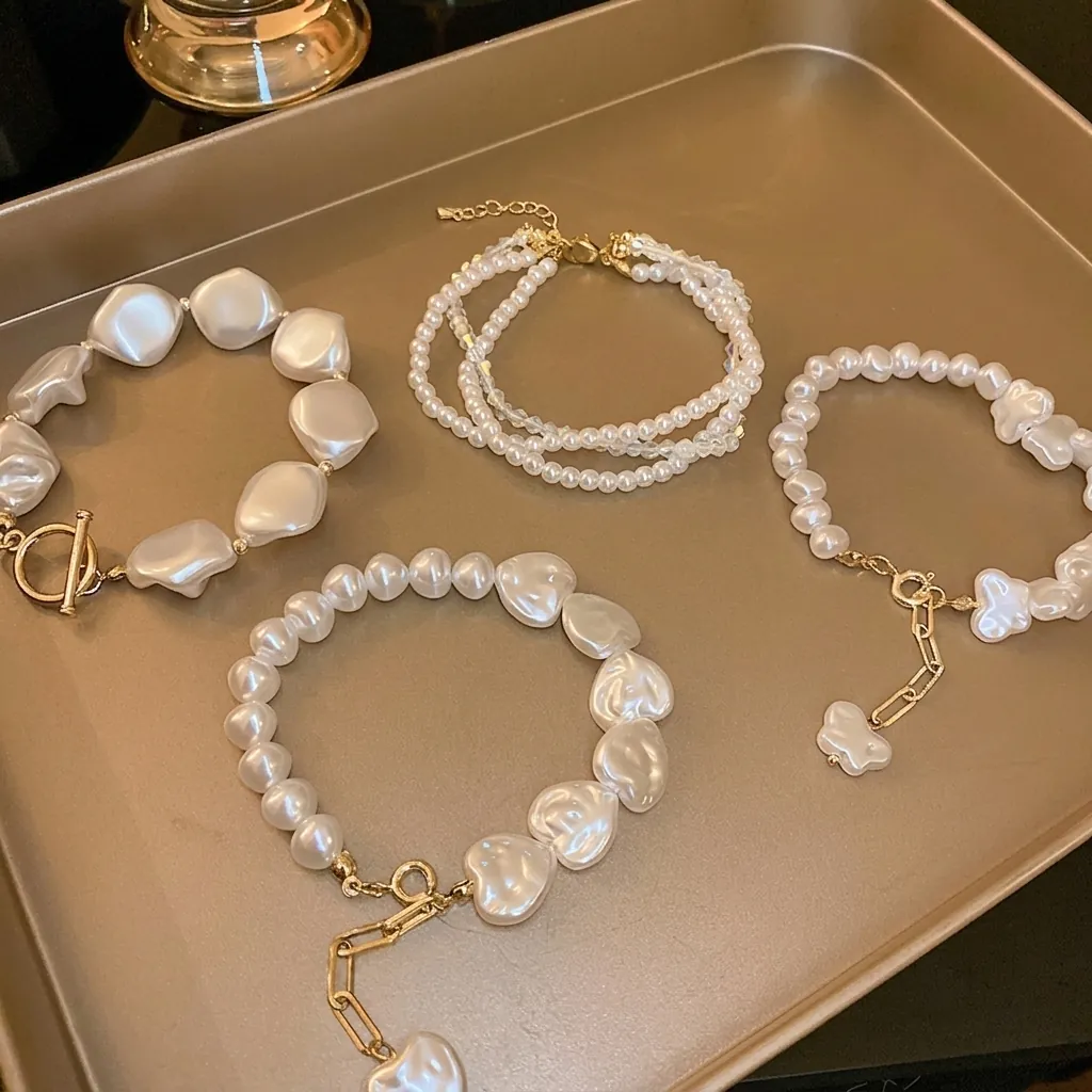 Elegant Artificial Pearl Bracelet For Women Alloy Heart Butterfly Pendant Multi-layer Crystal Vintage French Style Jewelry