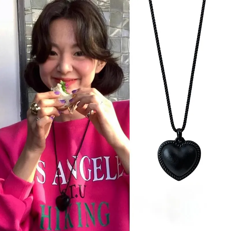 Collier Pendentif Cœur Vintage Chaîne En Corde Cuir Synthétique Tissé Bijoux Pull Esthétique Femmes Mode Quotidienne